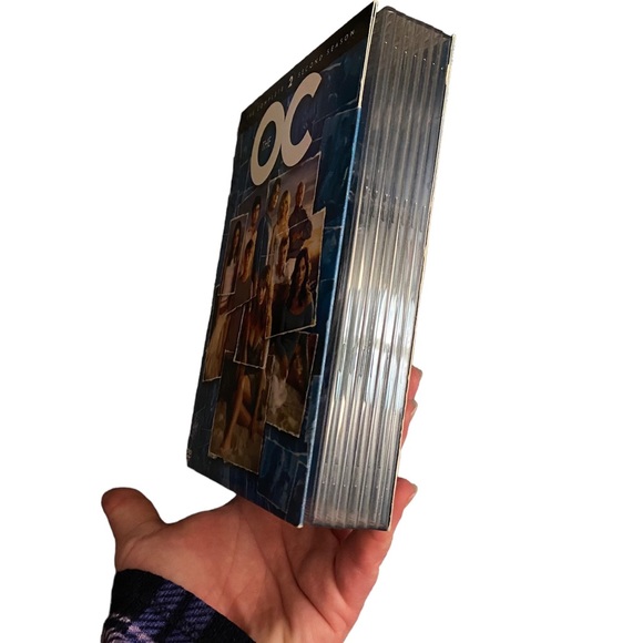 🎬 Season 2 The OC on DVD 🎬 - Picture 2 of 3